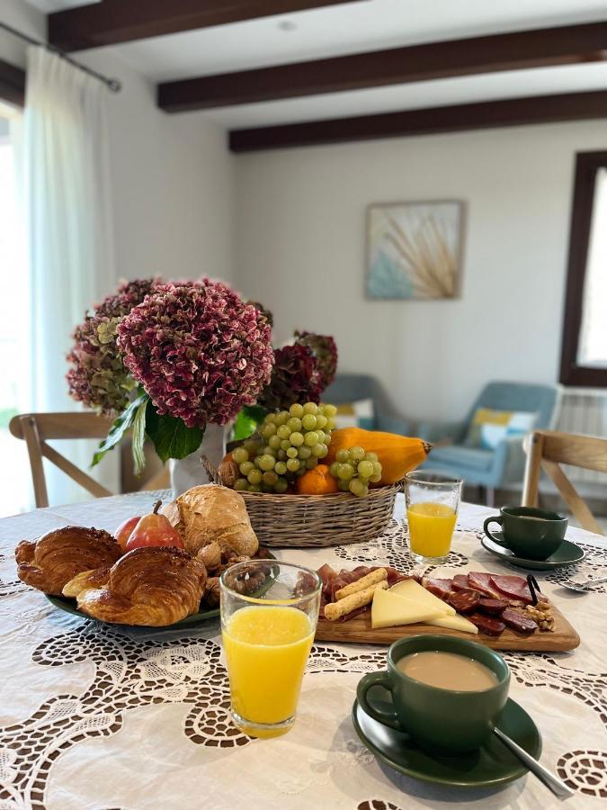 La Quintana De Figares Apartment Луарка Екстериор снимка